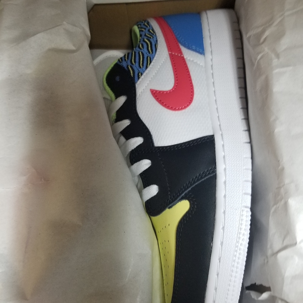 Air Jordan 1 Low 'Fusion' Sz:8 Women or 6.5YOUTH - Picture 12 of 12